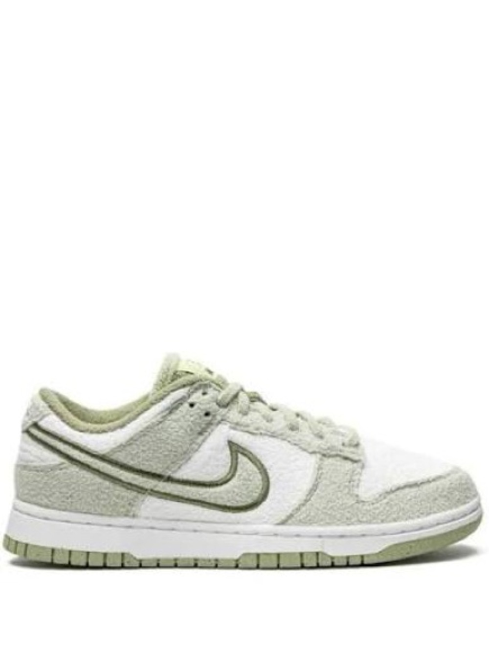 Nike Women’s Dunk Lows -Fleece Honeydew